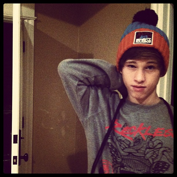 Ryan beatty bilder