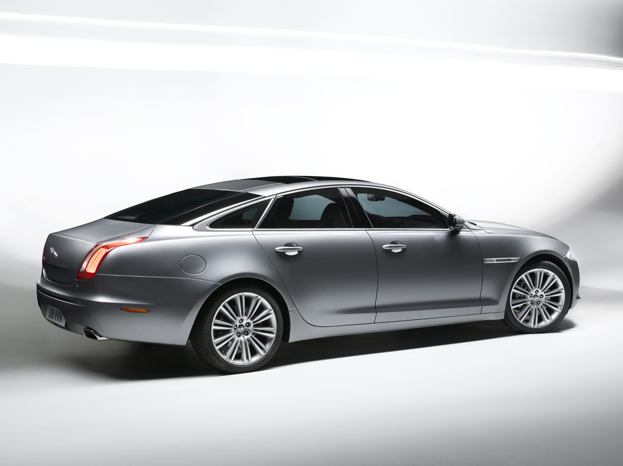 Jaguar xj wallpapers