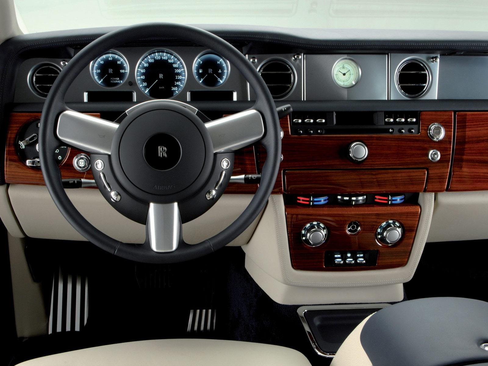 Rolls royce phantom wallpapers